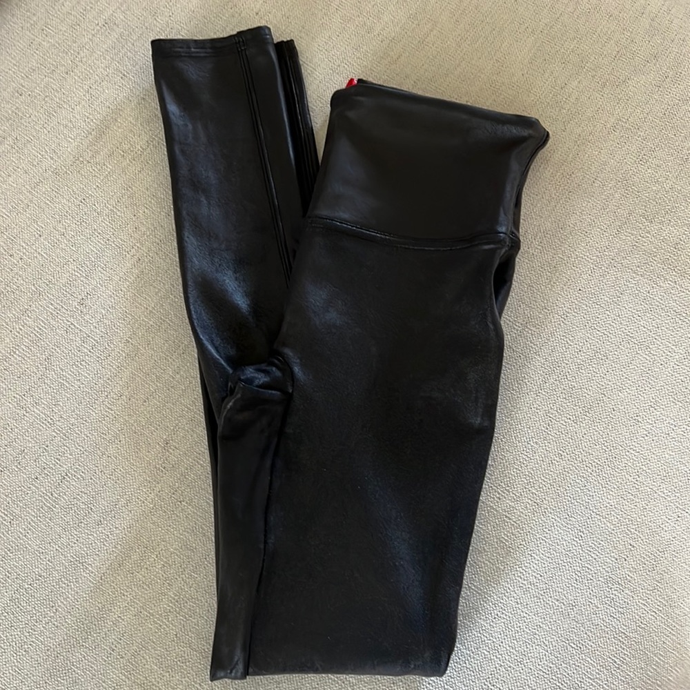 Like new Spanx Faux Leather leggings. Size small petite.